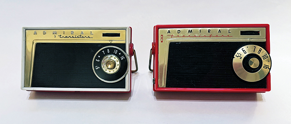 Admiral 7M12, 802
