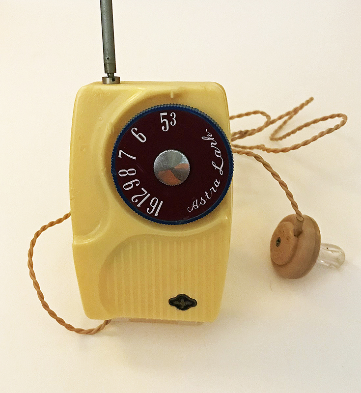 Astra Lark PT-8 Germanium diode radio