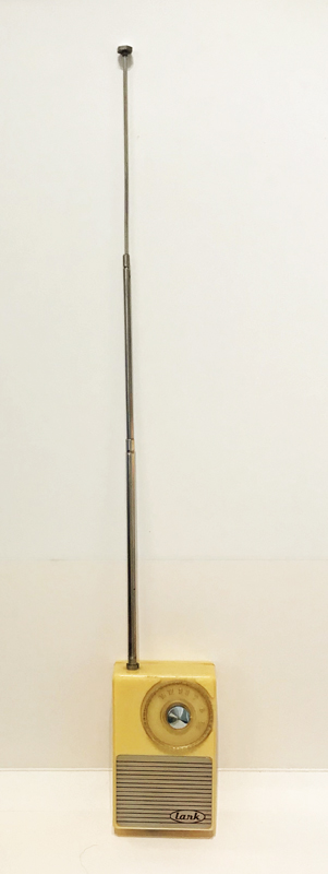 Lark ML-10 Germanium diode radio