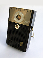 Zenith Royal 200 transistor radio