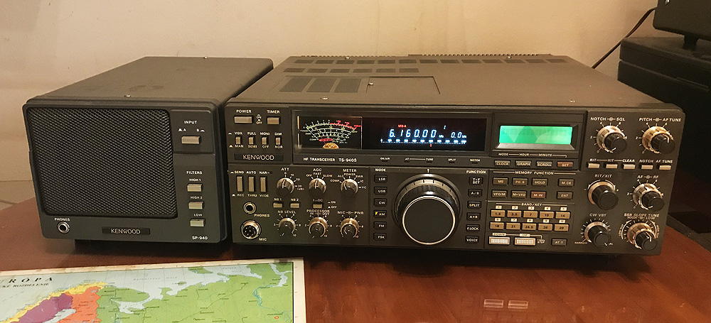 Kenwood TS-940S amateur transceiver