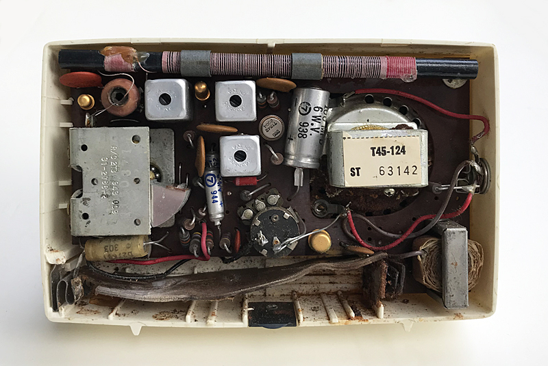 Philco T45-124 chassis